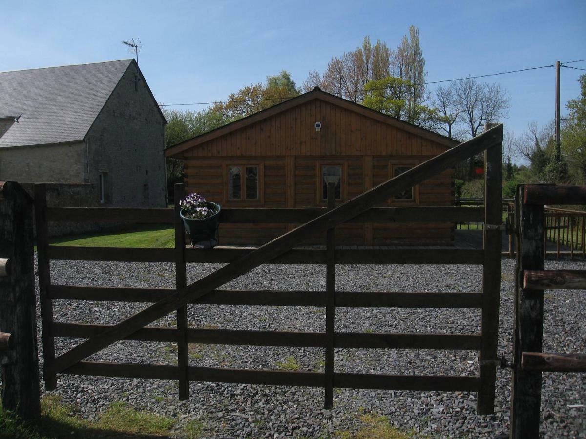 La Ferme De Montigny Villa Asnieres-en-Bessin Екстериор снимка